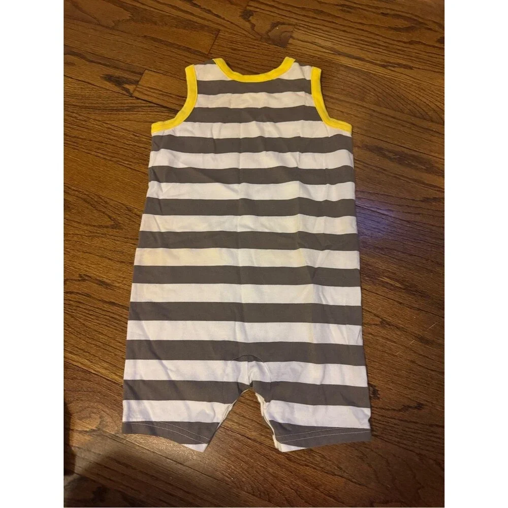 Hanna Andersson Gray and White Striped Romper with Yellow Trim - 2T